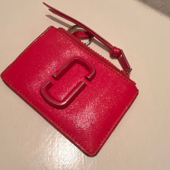 Marc Jacobs Keychain Cardholder Zip Top Wallet Red Leather Logo Front - Picture 9 of 12